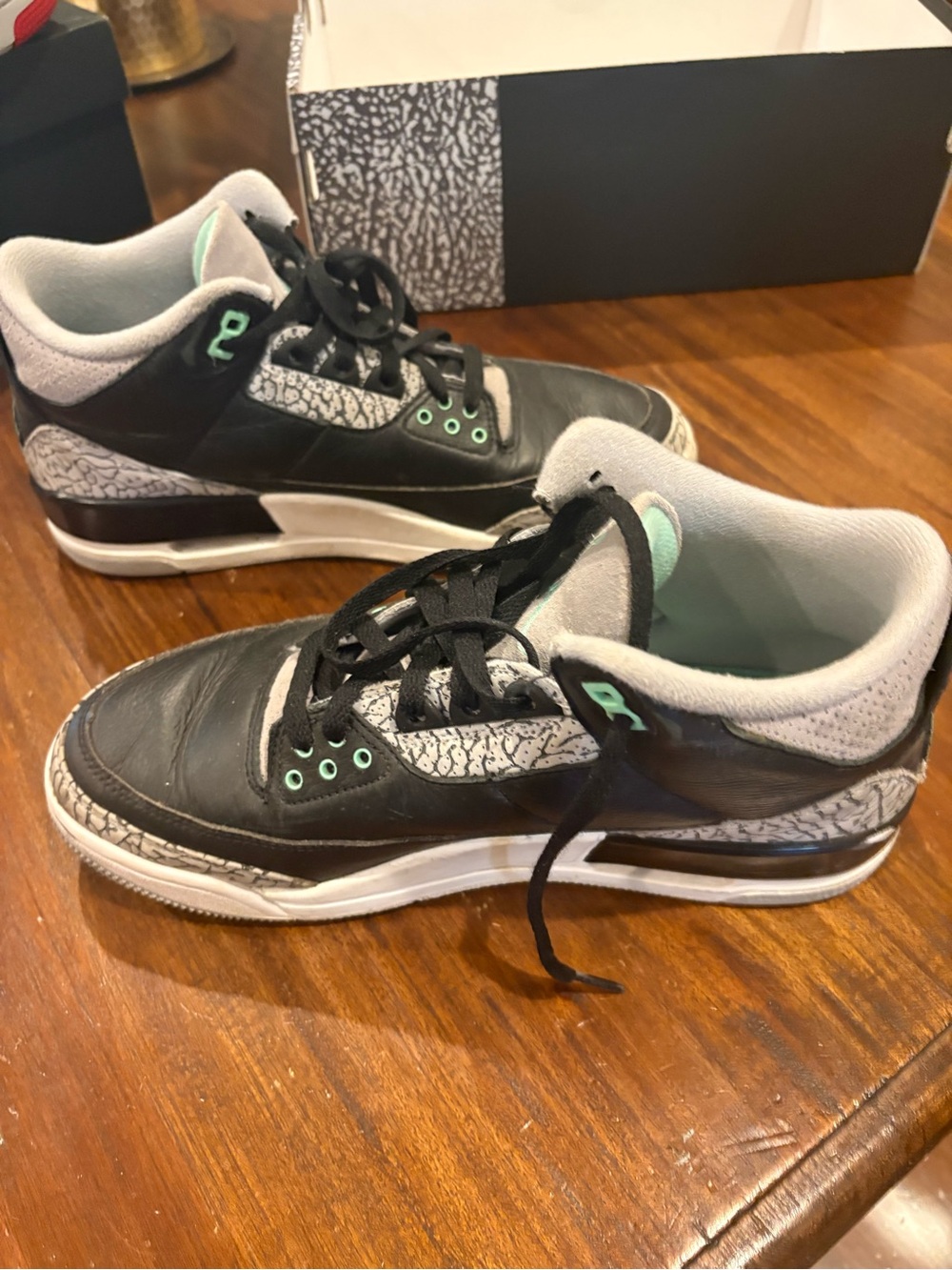 Nike Air Jordan 3 Retro Green Glow CT8532-031 Men’s Size 9 w/ Original Box